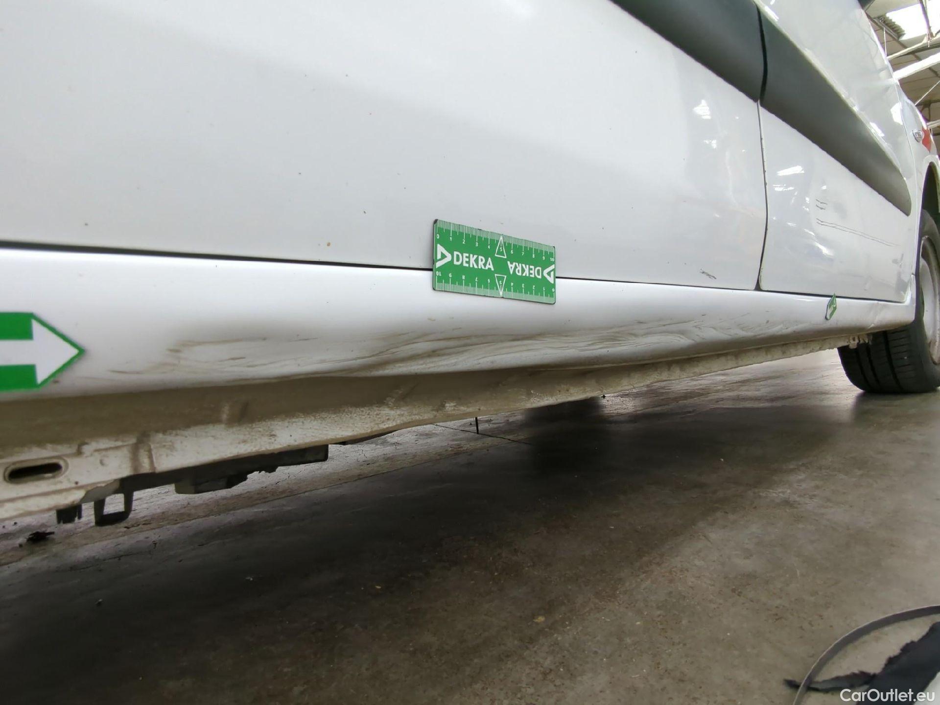  Citroen  Berlingo  Fourgon Club L1 (Court) 1.6 BlueHDi 100CV BVM5 E6 #22