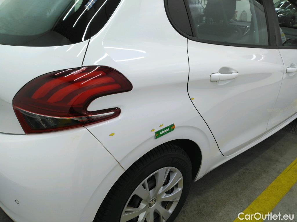  Peugeot  208  Affaire Premium Pack 1.6 HDi 100CV BVM5 E6 #4