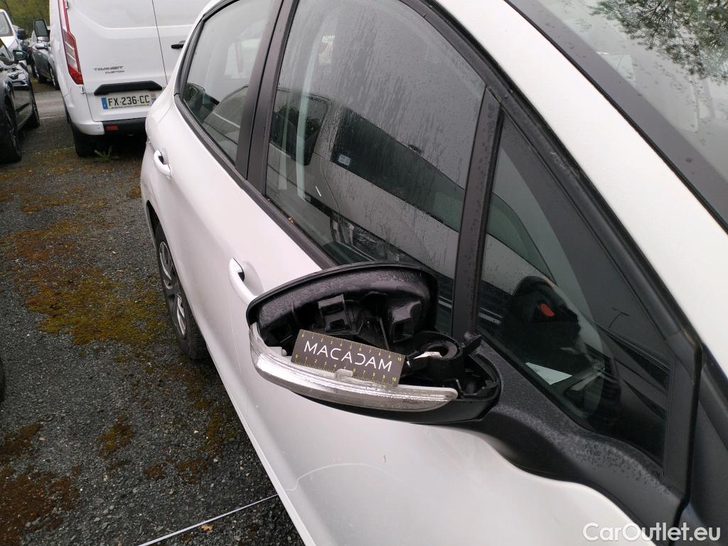  Peugeot  208  Affaire Premium Pack 1.5 HDi 100CV BVM5 E6dT #18