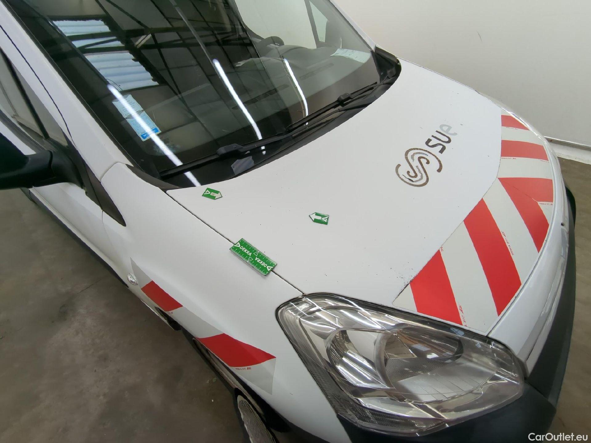  Citroen  Berlingo  Fourgon Club L1 (Court) 1.6 BlueHDi 100CV BVM5 E6 #42