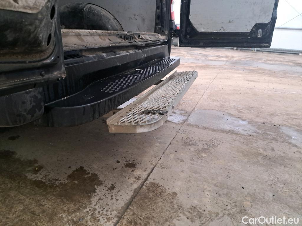  Iveco  Daily IVECO  VU 4p Fourgon 2.3 35S16 V11 H2 3520 #19