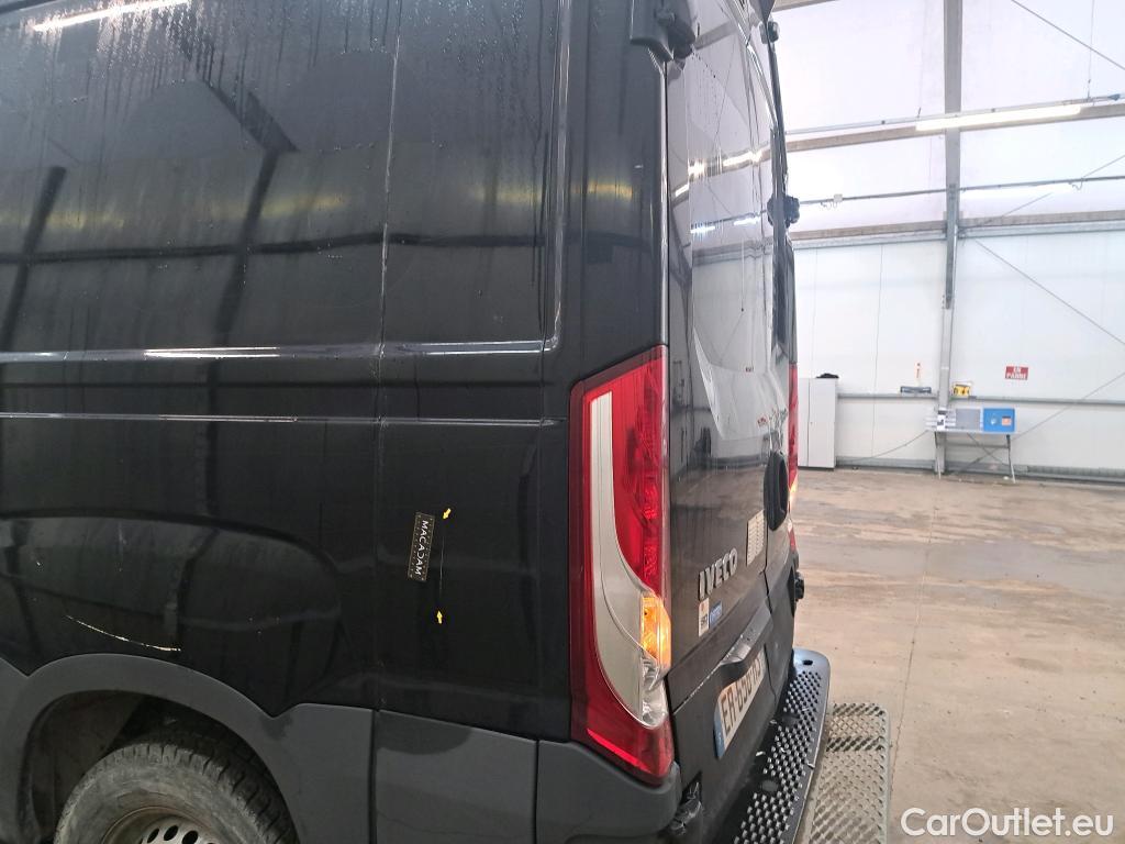  Iveco  Daily IVECO  VU 4p Fourgon 2.3 35S16 V11 H2 3520 #33