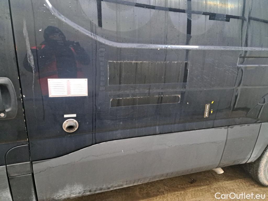  Iveco  Daily IVECO  VU 4p Fourgon 2.3 35S16 V11 H2 3520 #44