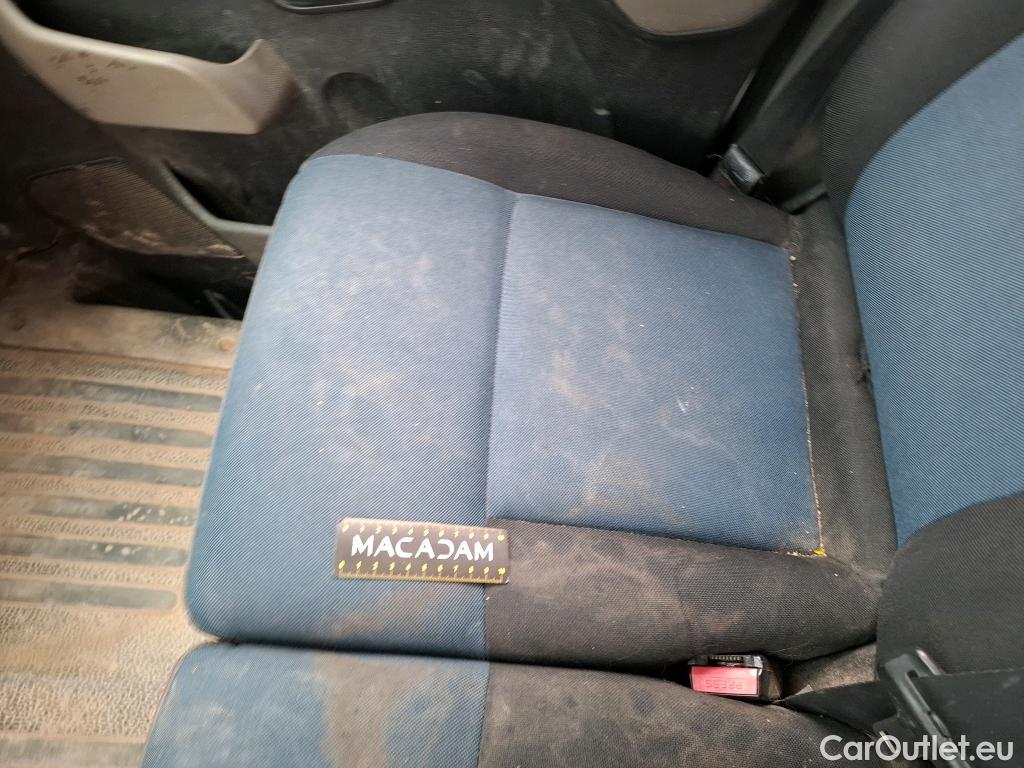  Renault  Master RENAULT  VU 4p Fourgon CA GC F3500 L2H2 Energy dCi 12 #28