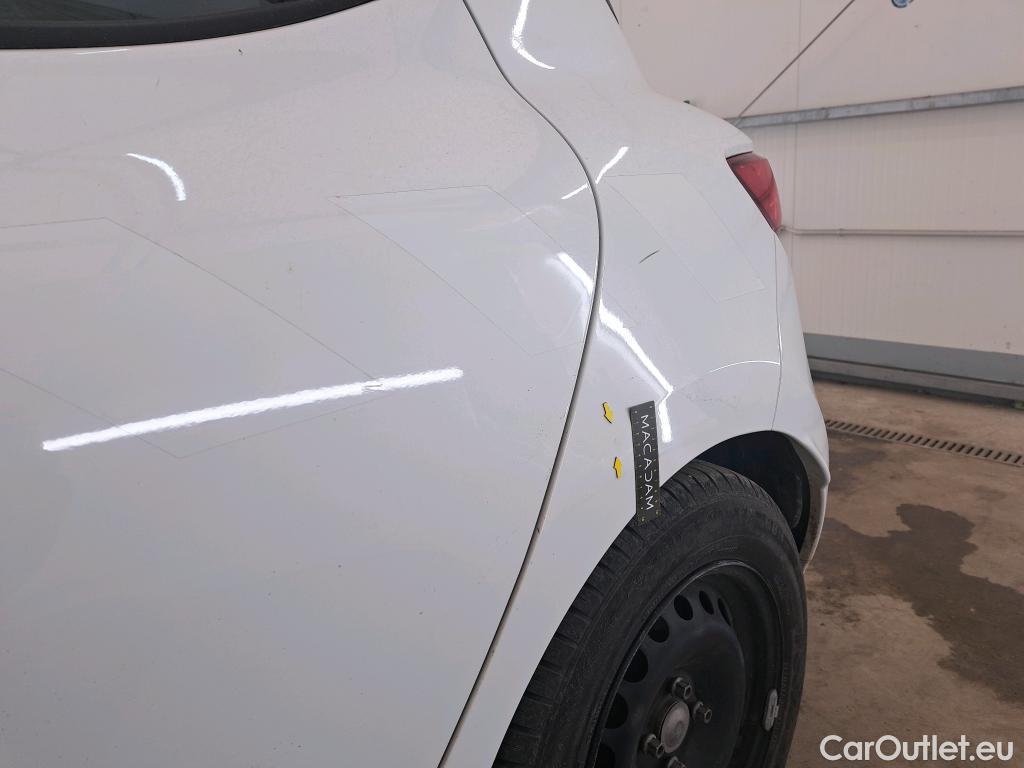  Renault  Clio  IV Air 1.5 dCi 75CV BVM5 E6 #28