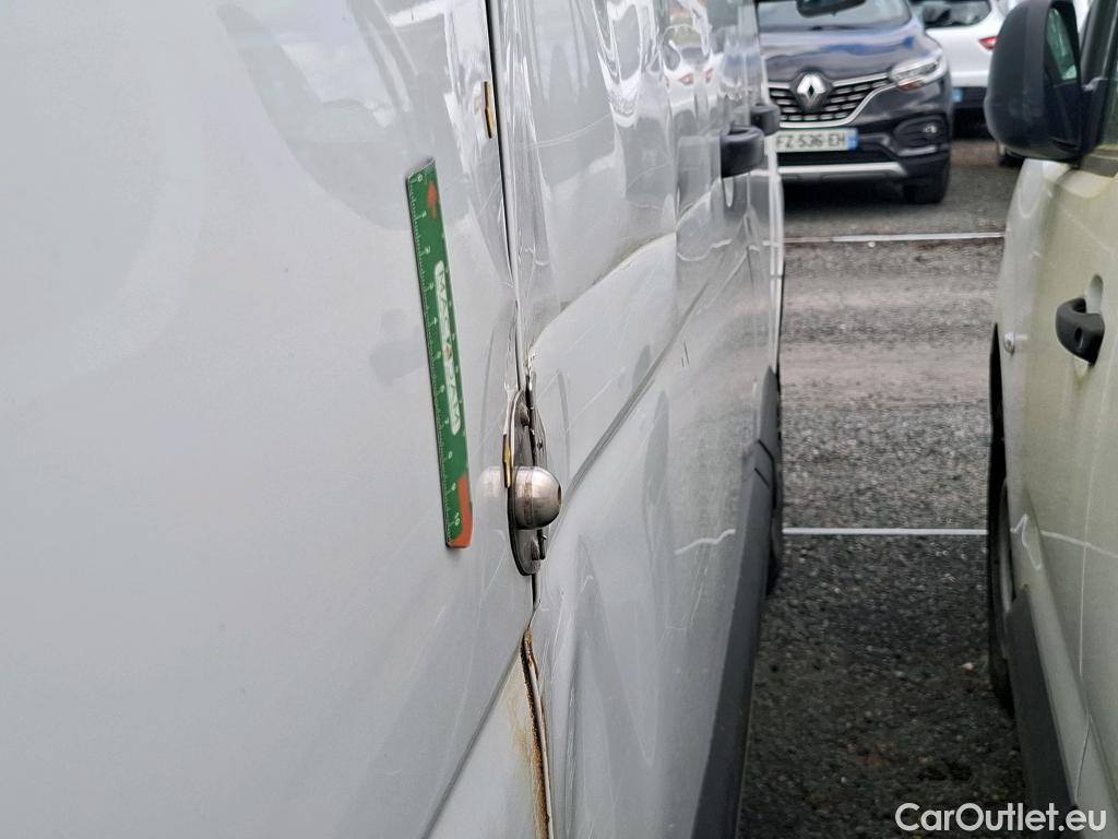  Renault  Master RENAULT  / 2014 / 4P / Fourgon tôlé &FG GCf Trac F3300 L2H2 dCi 110 Euro6 #16
