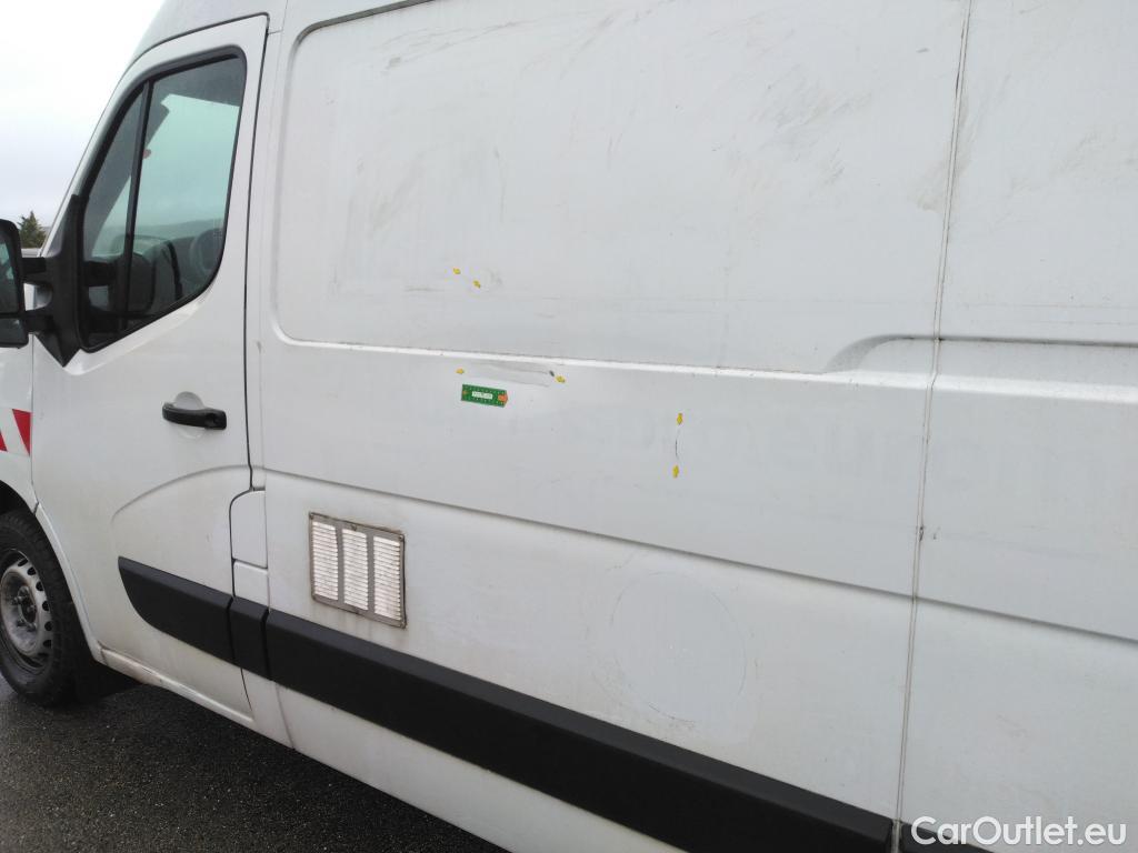  Renault  Master  Fourgon L2H2 3 5 Grand Confort dCi 130CV BVM6 E6 #32