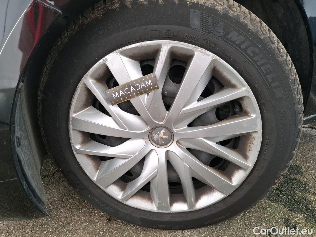  Peugeot  308  Premium Pack 1.5 HDI 100CV BVM6 E6dT #67