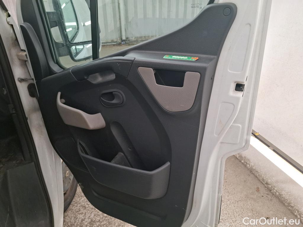  Renault  Master RENAULT - VU 4p VNA FG-CF TRAC F3500 L1H2 dCi 125EU5 fourgon tôlé #43