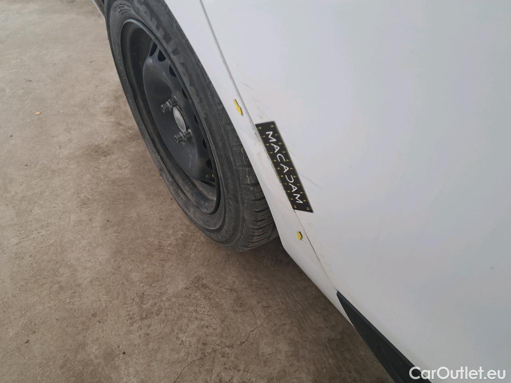  Renault  Clio  IV Air 1.5 dCi 75CV BVM5 E6 #26