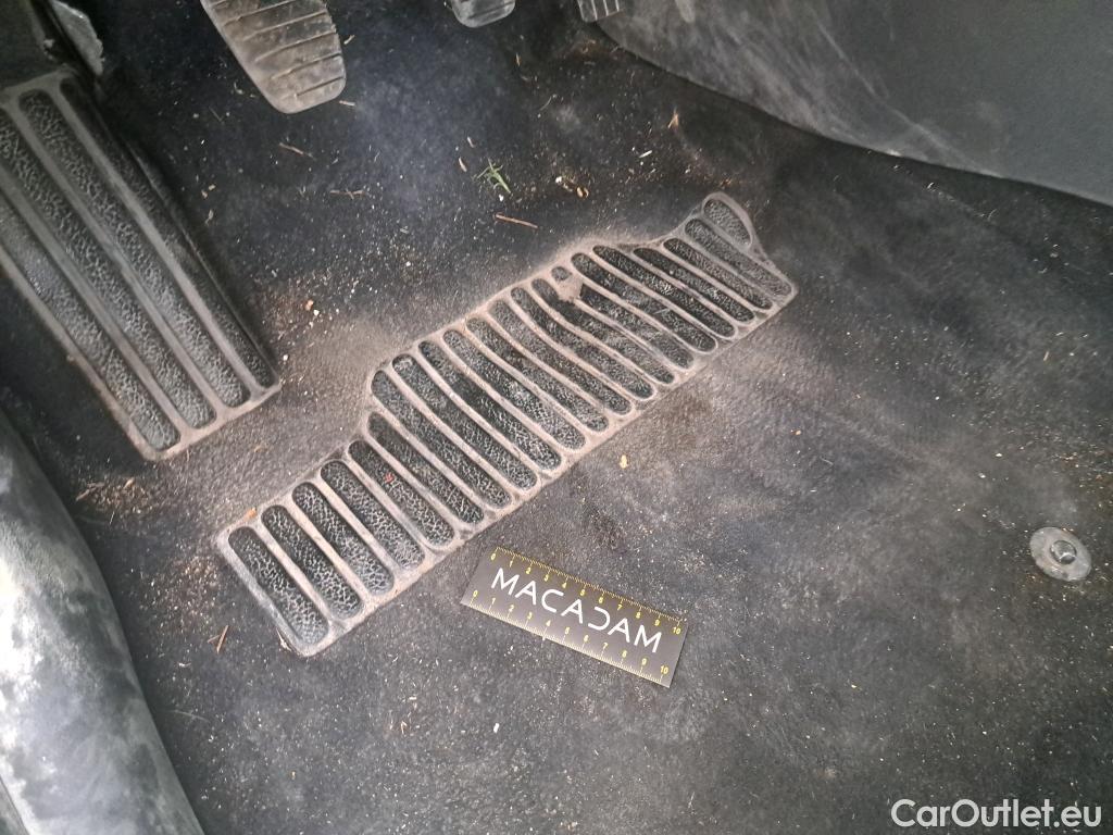  Renault  Clio  IV Air 1.5 dCi 75CV BVM5 E6 #9