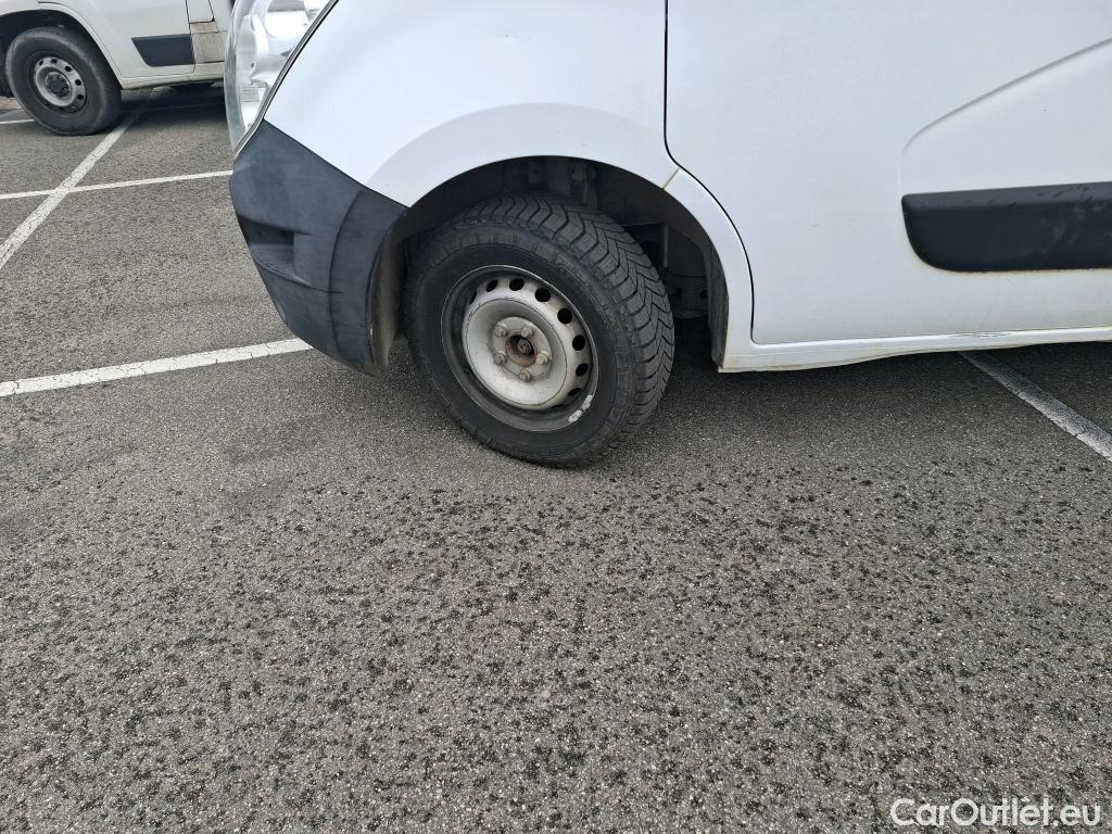  Renault  Master  III Fourgon L2H2 3 5 Grand Confort dCi #30