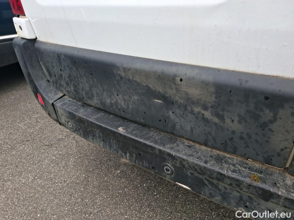  Renault  Master  III Fourgon L2H2 3 5 Grand Confort dCi #10