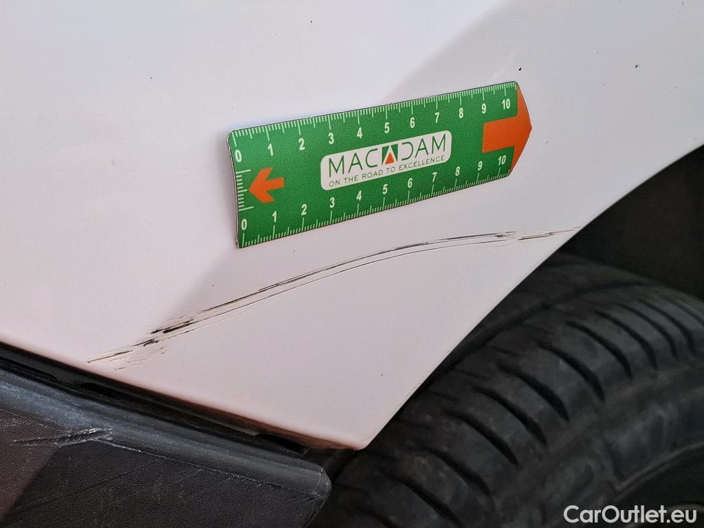  Renault  Master RENAULT  / 2014 / 4P / Fourgon tôlé &FG GCf Trac F3300 L2H2 dCi 110 Euro6 #44