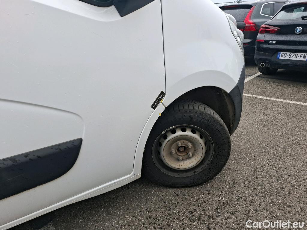  Renault  Master  III Fourgon L2H2 3 5 Grand Confort dCi #6