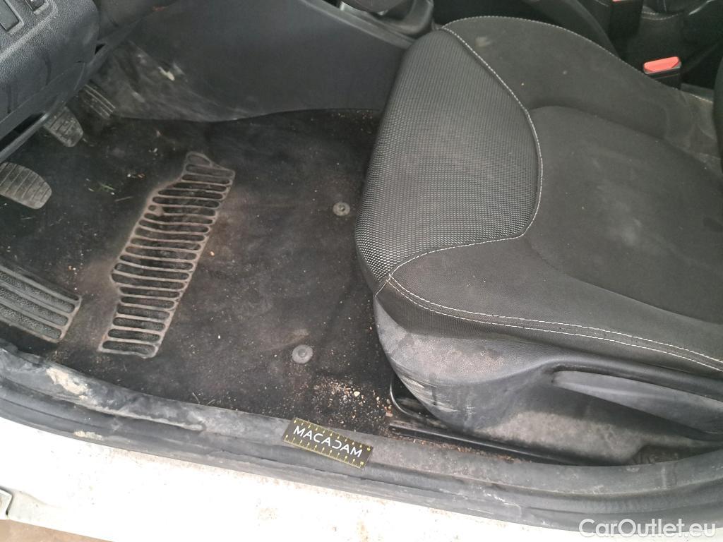  Renault  Clio  IV Air 1.5 dCi 75CV BVM5 E6 #59
