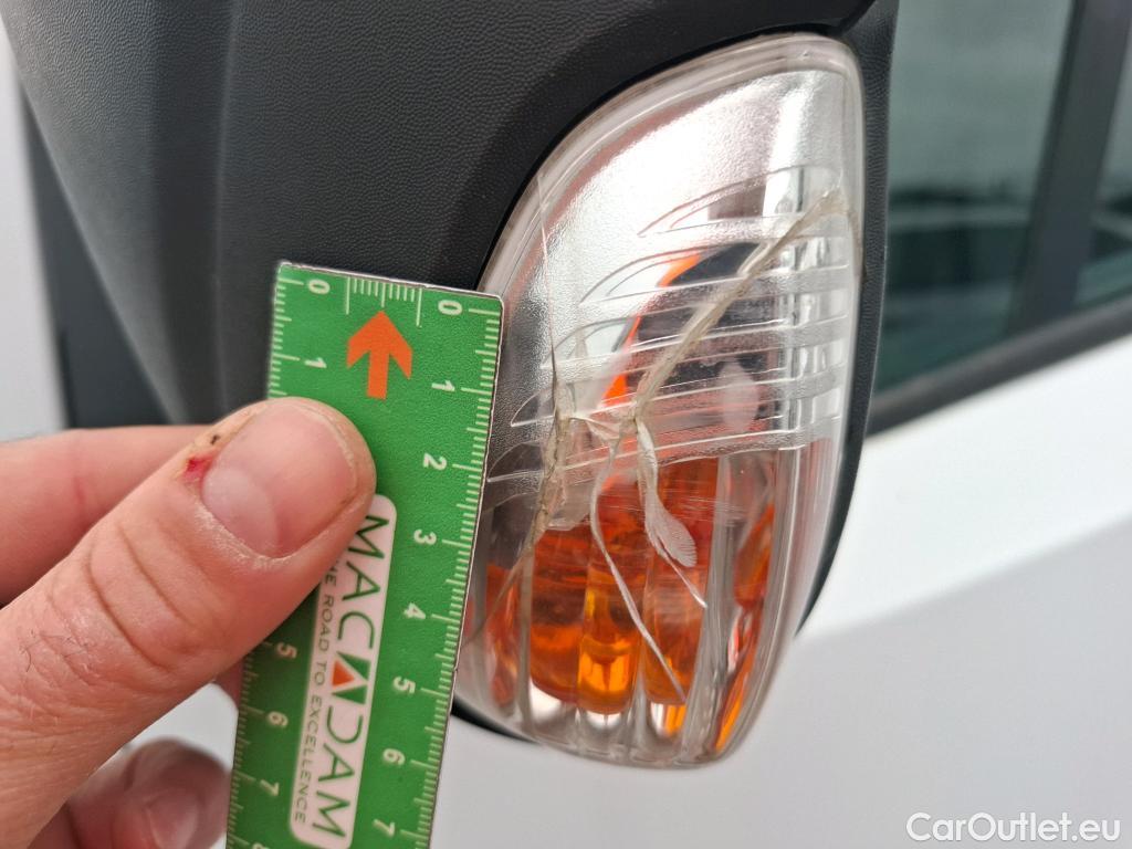  Renault  Master  III Fourgon L2H2 3 5 Grand Confort dCi #13