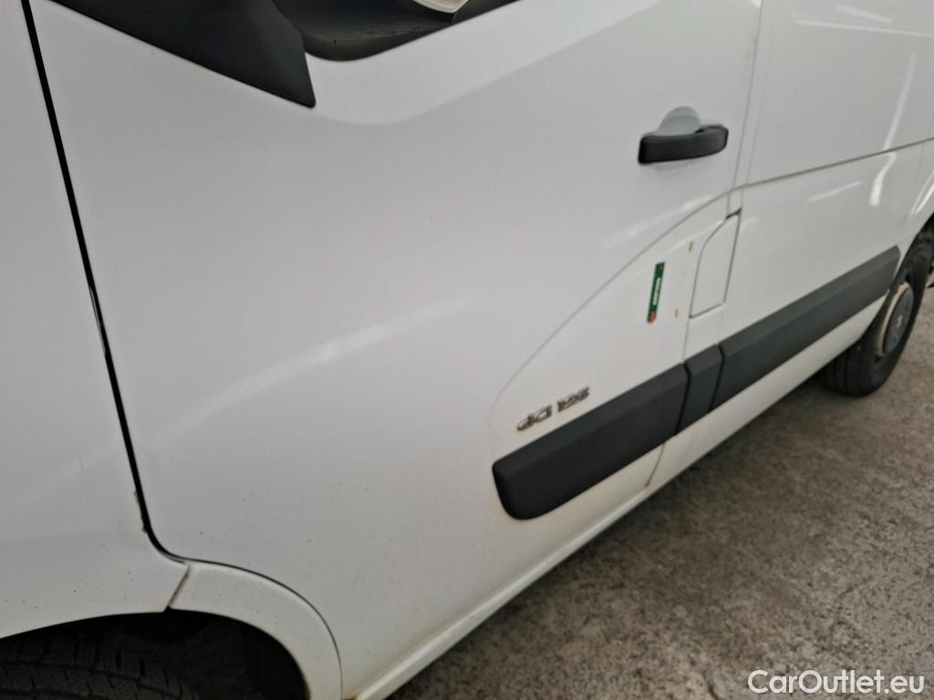  Renault  Master RENAULT - VU 4p VNA FG-CF TRAC F3500 L1H2 dCi 125EU5 fourgon tôlé #25