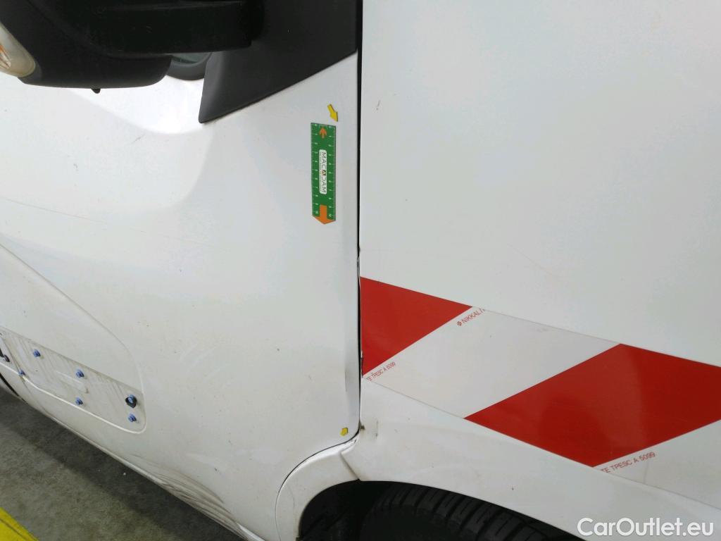  Renault  Master  Fourgon L2H2 3 5 Grand Confort dCi 130CV BVM6 E6 #13