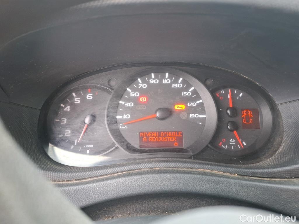  Renault  Master  III Fourgon L2H2 3 5 Grand Confort dCi #60