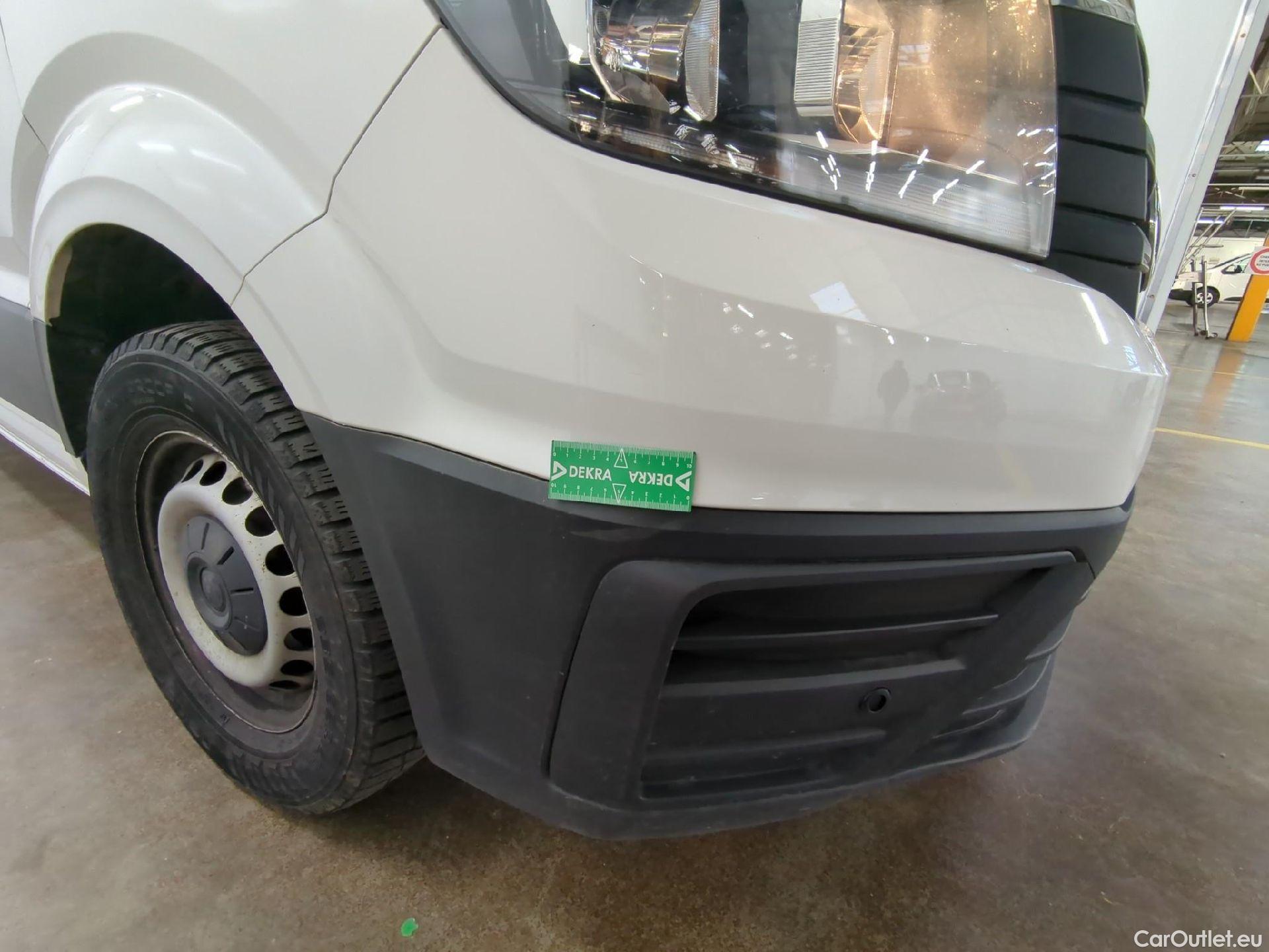  Volkswagen  Crafter VOLKSWAGEN  / 2017 / 4P / Fourgon tôlé 2.0 TDI 140 35 L3H3 Prop Business Line #21
