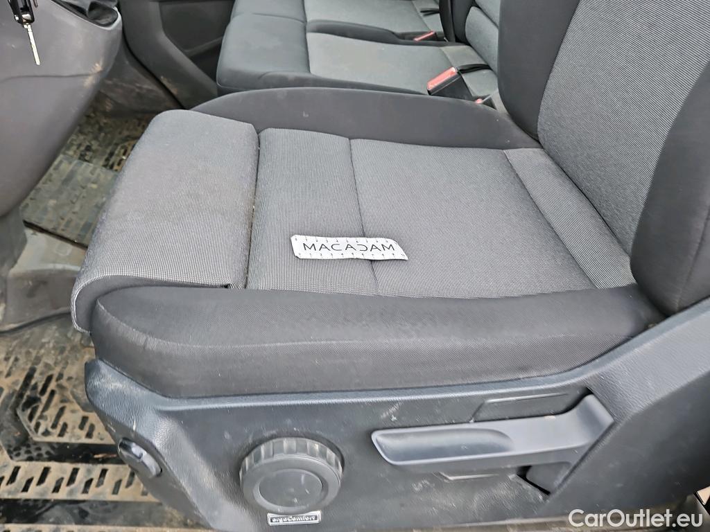 Volkswagen  Crafter VOLKSWAGEN  / 2017 / 4P / Fourgon tôlé 2.0TDI 102 30 L3H3 Business #52