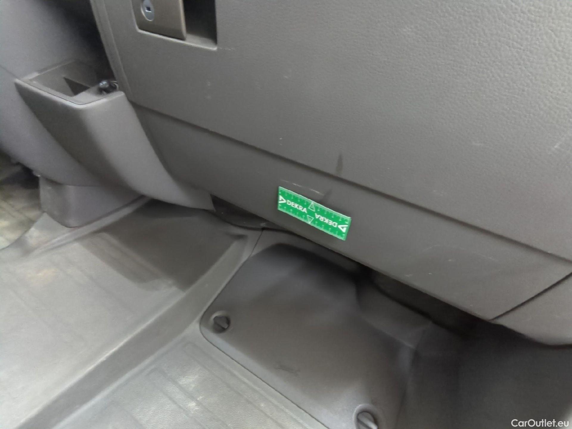  Volkswagen  Crafter VOLKSWAGEN  / 2017 / 4P / Fourgon tôlé 2.0 TDI 140 35 L3H3 Prop Business Line #10