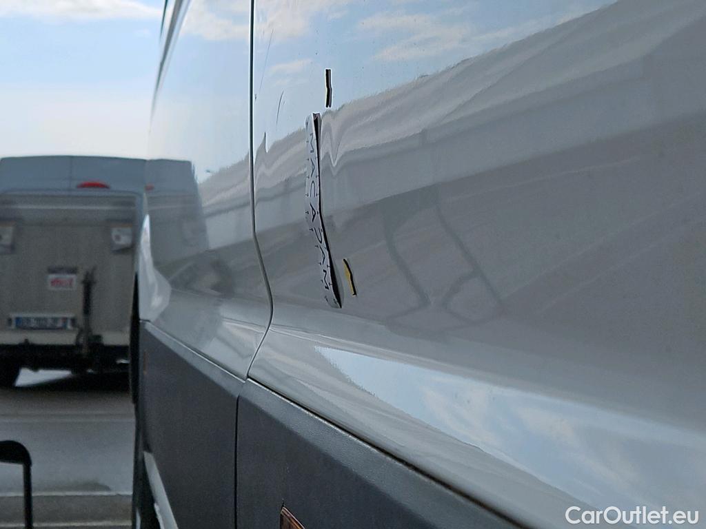  Volkswagen  Crafter VOLKSWAGEN  / 2017 / 4P / Fourgon tôlé 2.0TDI 102 30 L3H3 Business #43