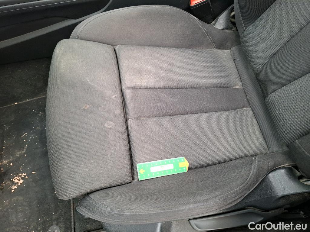  Audi  A4  Avant 35 TDI Business Line 2.0 TDI 165CV BVA7 E6d #54