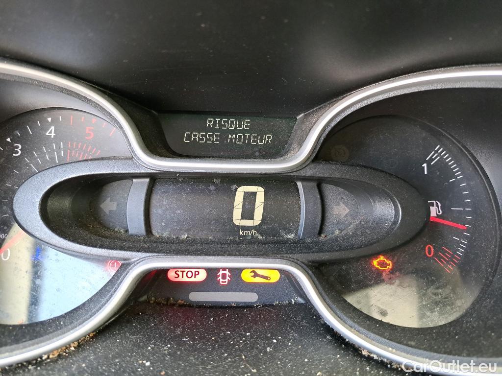  Renault  Trafic RENAULT  VU 4p VNA FG GCF L2H1 1200 dCi 95 E6 fourgon tôlé #55