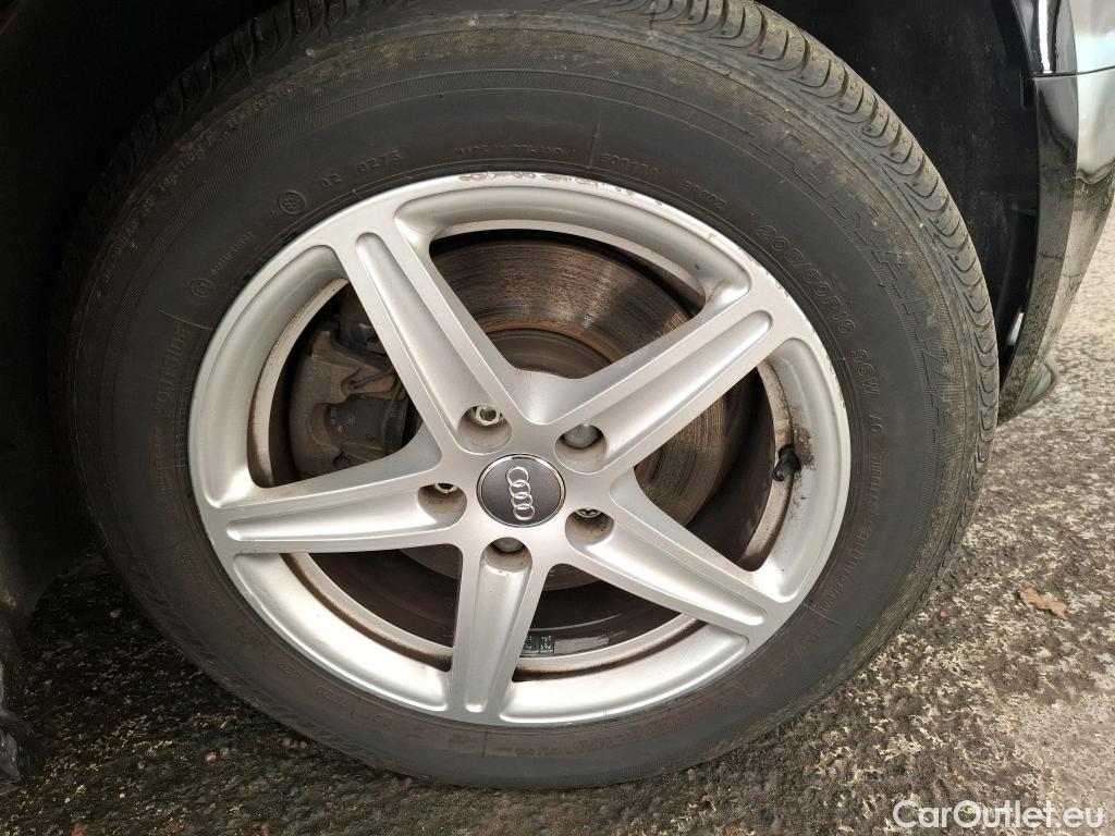  Audi  A4  Berline 30 TDI Business Line 2.0 TDI 120CV BVA7 E6 #23