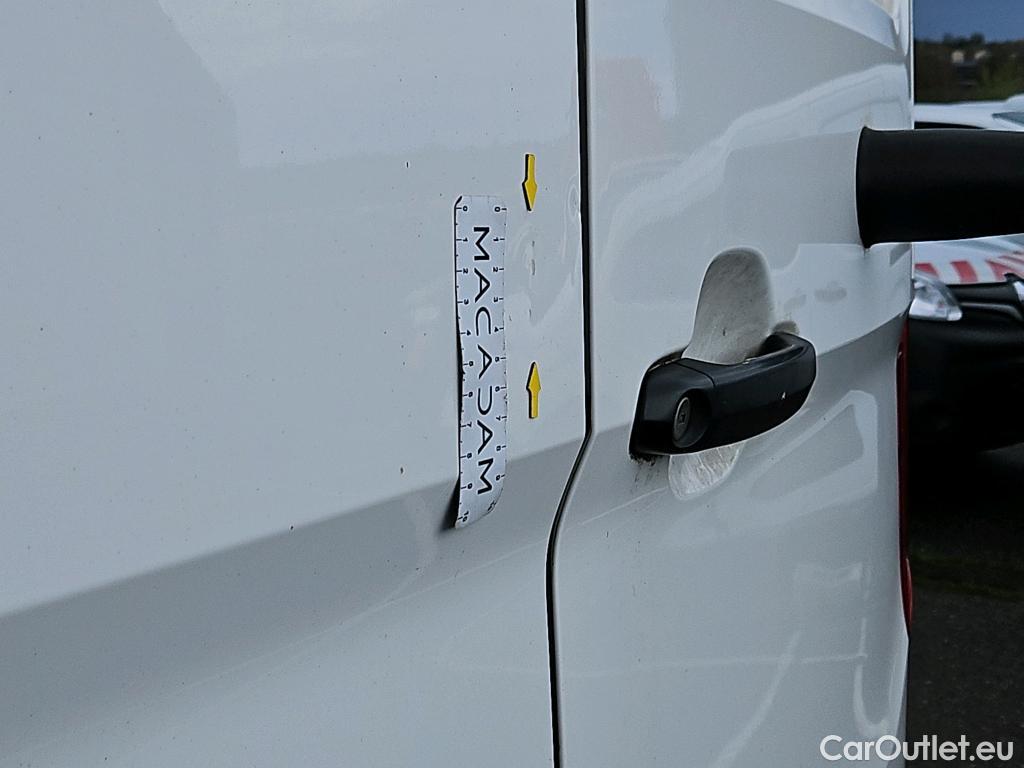  Volkswagen  Crafter VOLKSWAGEN  / 2017 / 4P / Fourgon tôlé 2.0TDI 102 30 L3H3 Business #48