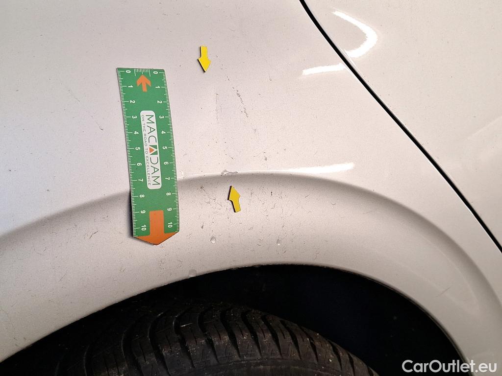 Peugeot  208  Active Business 1.6 HDi 75CV BVM5 E6 #51