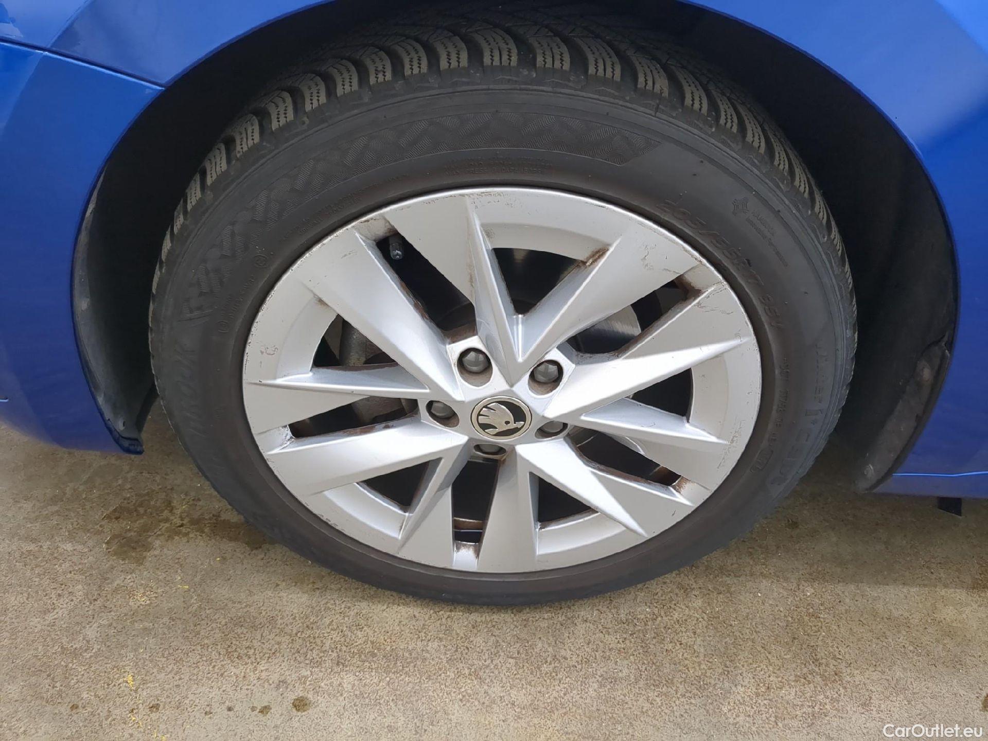 Skoda  Octavia  Berline Style 2.0 TDI 150CV BVA7 E6d #4