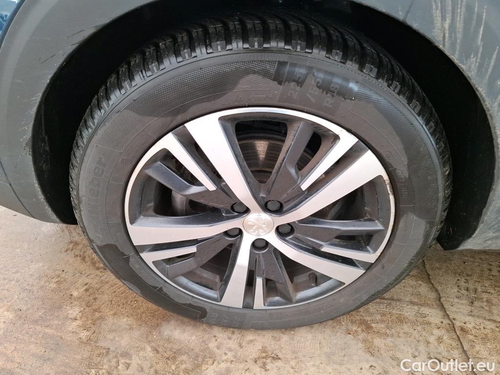  Peugeot  5008  GT Line 1.5 HDi 130CV BVA8 7 Sieges E6dT #20