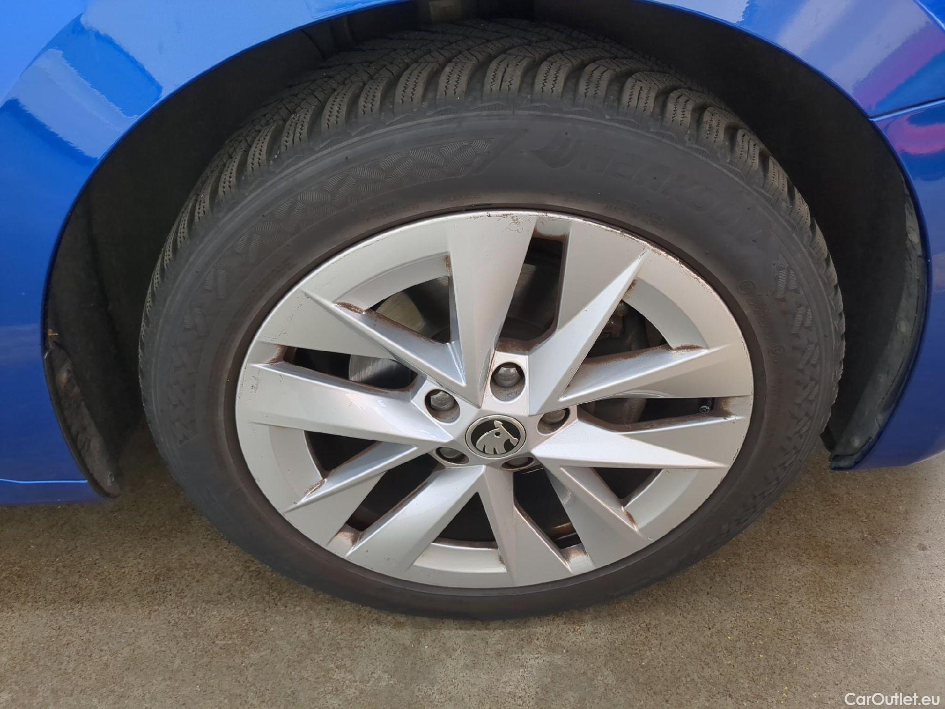  Skoda  Octavia  Berline Style 2.0 TDI 150CV BVA7 E6d #3