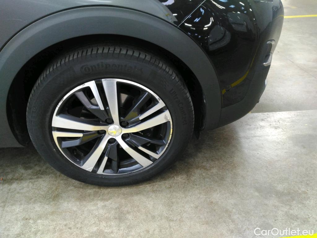  Peugeot  5008  Allure Business 1.5 HDi 130CV BVA8 E6dT #16