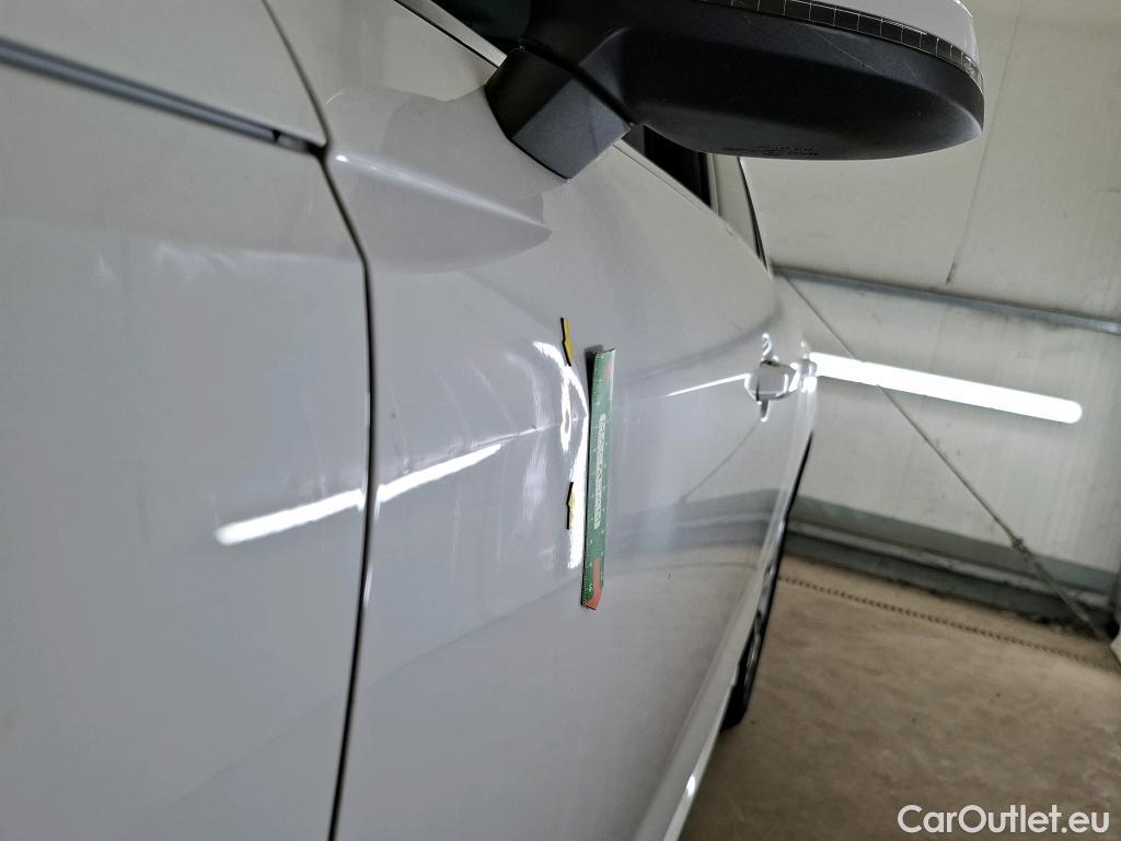  Audi  A4  Avant 30 TDI Business Line 2.0 TDI 135CV BVA7 E6d / BATTERIE FAIBLE DEMARRE AU BOOSTER #2