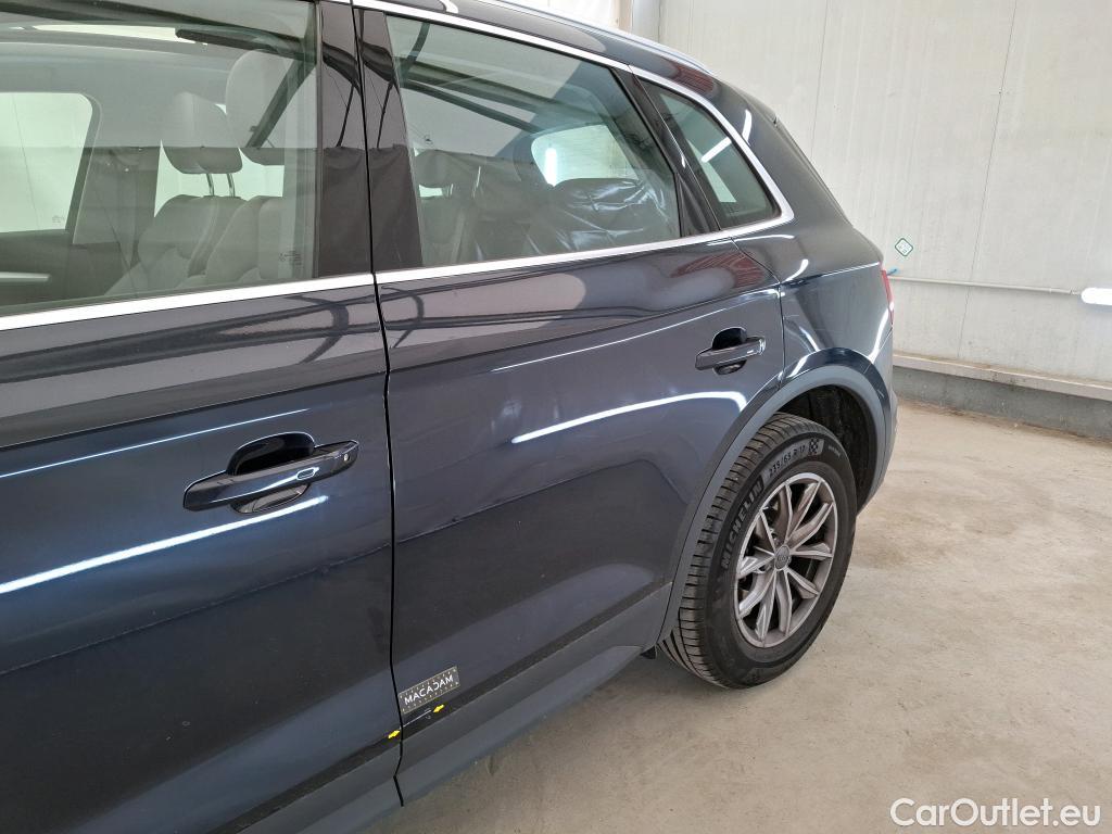  Audi  Q5  Business Executive quattro 2.0 TFSI 250CV BVA7 E6 #19