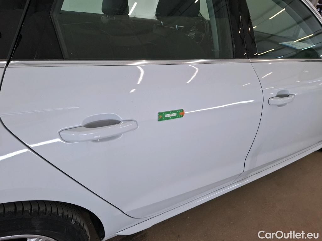  Audi  A4  Avant 30 TDI Business Line 2.0 TDI 135CV BVA7 E6d / BATTERIE FAIBLE DEMARRE AU BOOSTER #4