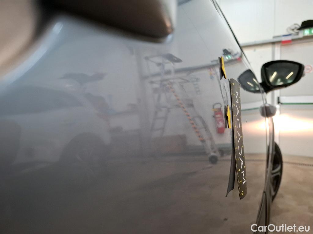  Citroen  C3  Shine 1.2 PureTech 110CV BVM6 E6dT #8