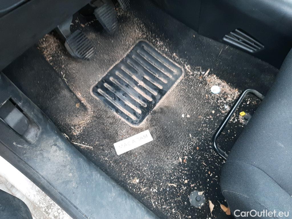  Citroen  C3  Feel 1.2 PureTech 110CV BVM6 E6dT #1