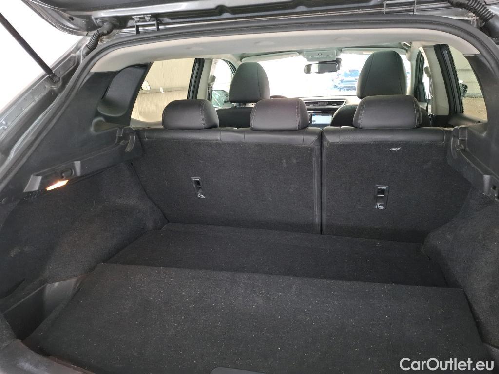  Nissan  Qashqai NISSAN  5p Crossover 1.2 DIG-T 115 Xtronic Tekna #12