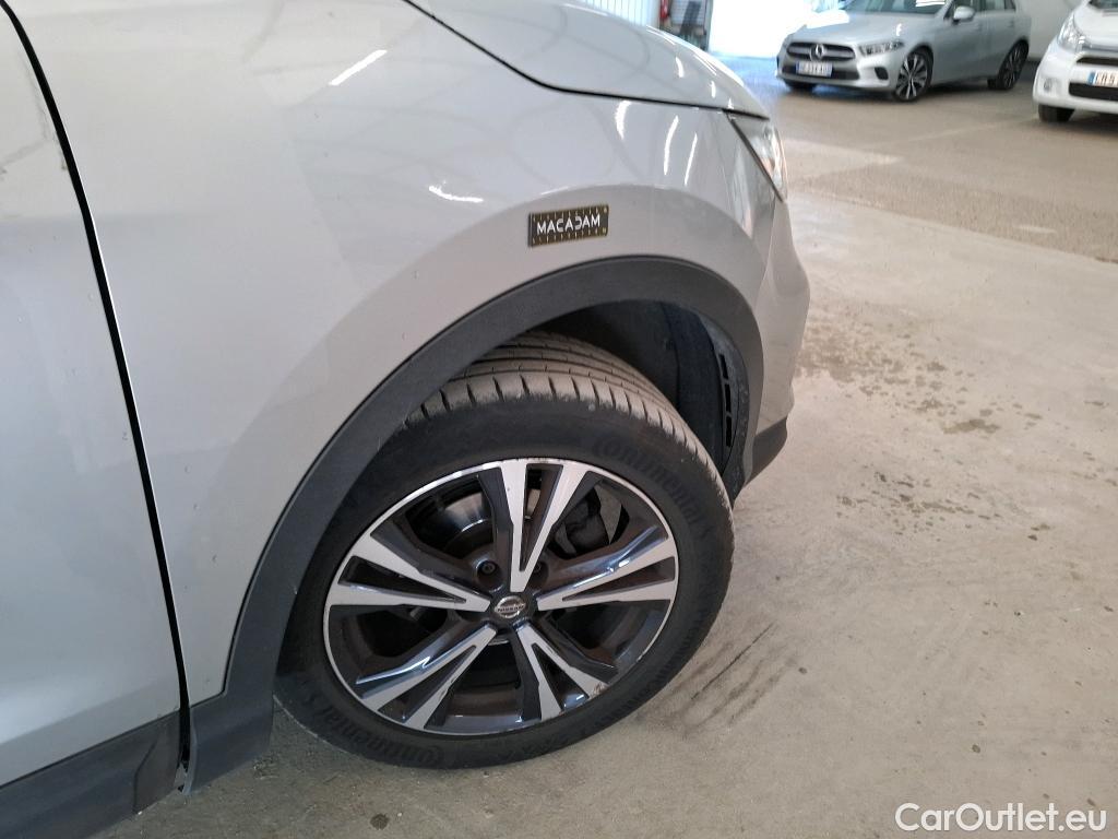  Nissan  Qashqai NISSAN  / 2017 / 5P / Crossover 1.3 DIG-T 140 N-Connecta #22