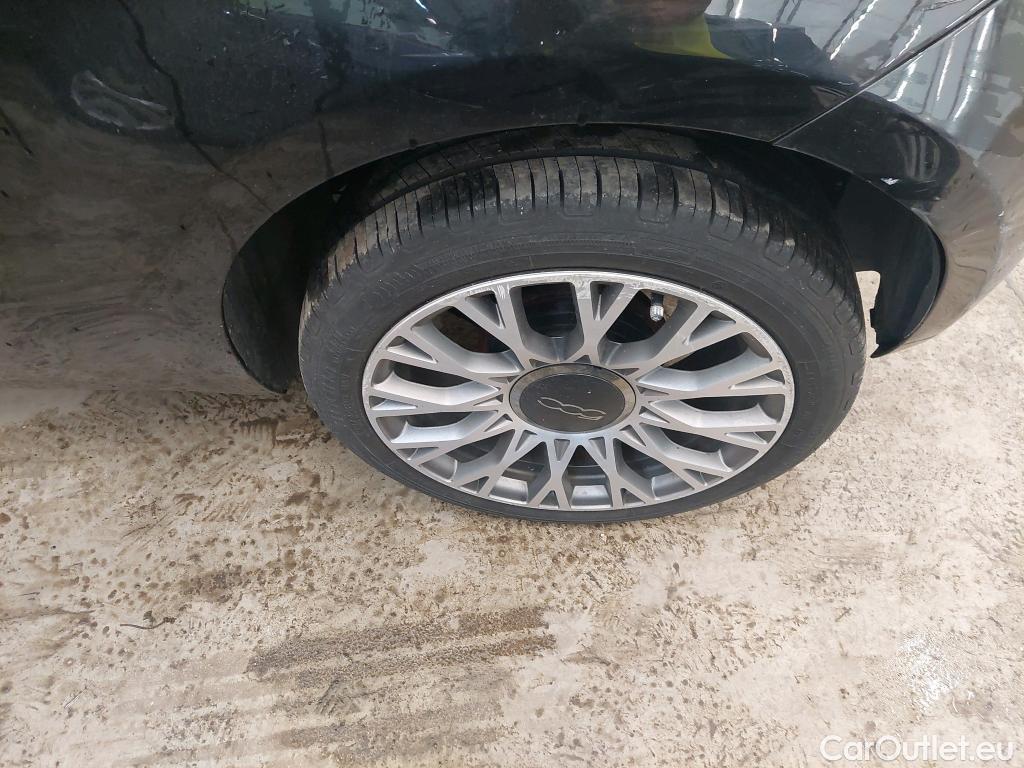  Fiat  500  Berline Club 1.0 70CV BVM5 E6d #41