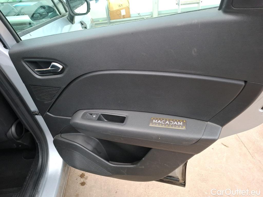  Renault  Captur  II Business 1.5 dCi 115CV BVA7 E6dT #8