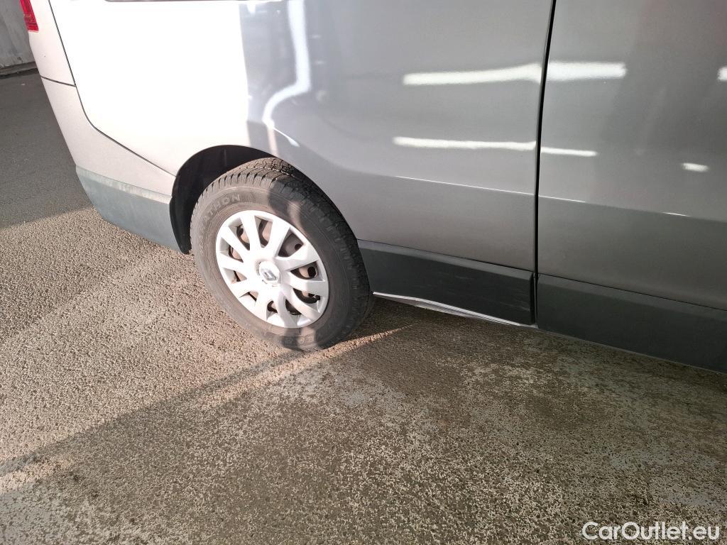  Renault  Trafic RENAULT  4p Combi Zen L2 dCi 120 SandS - 18 - 8 pl #1