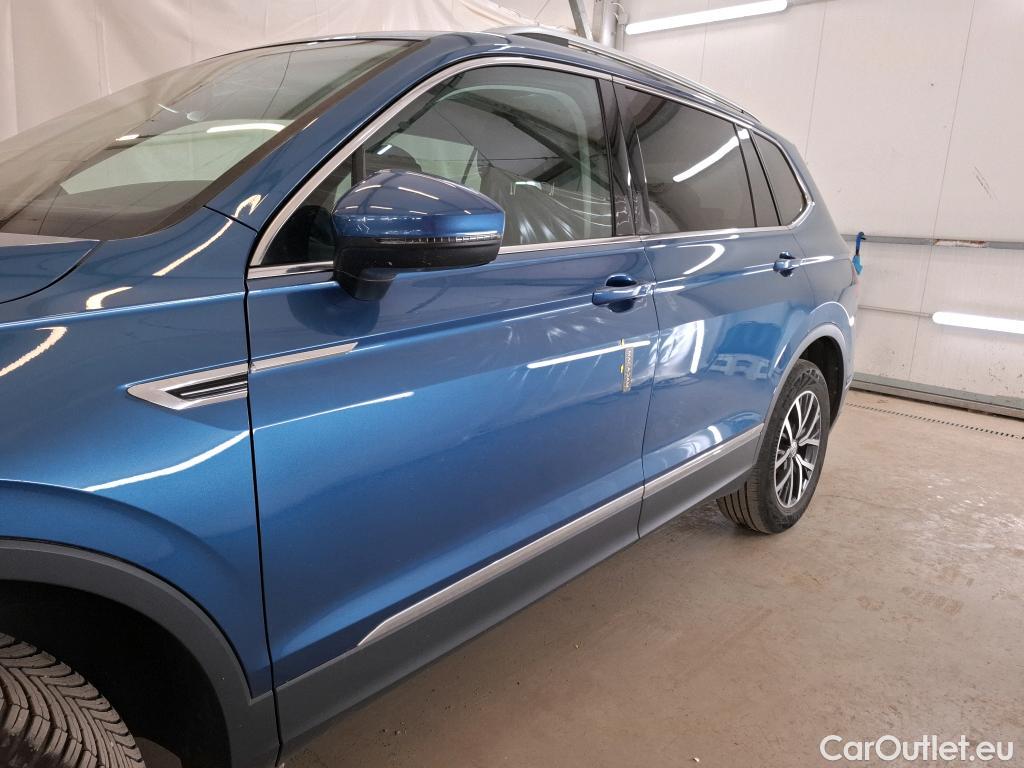  Volkswagen  Tiguan  Allspace Confortline Business 2.0 TDI 150CV BVA7 7 Sieges E6dT #24