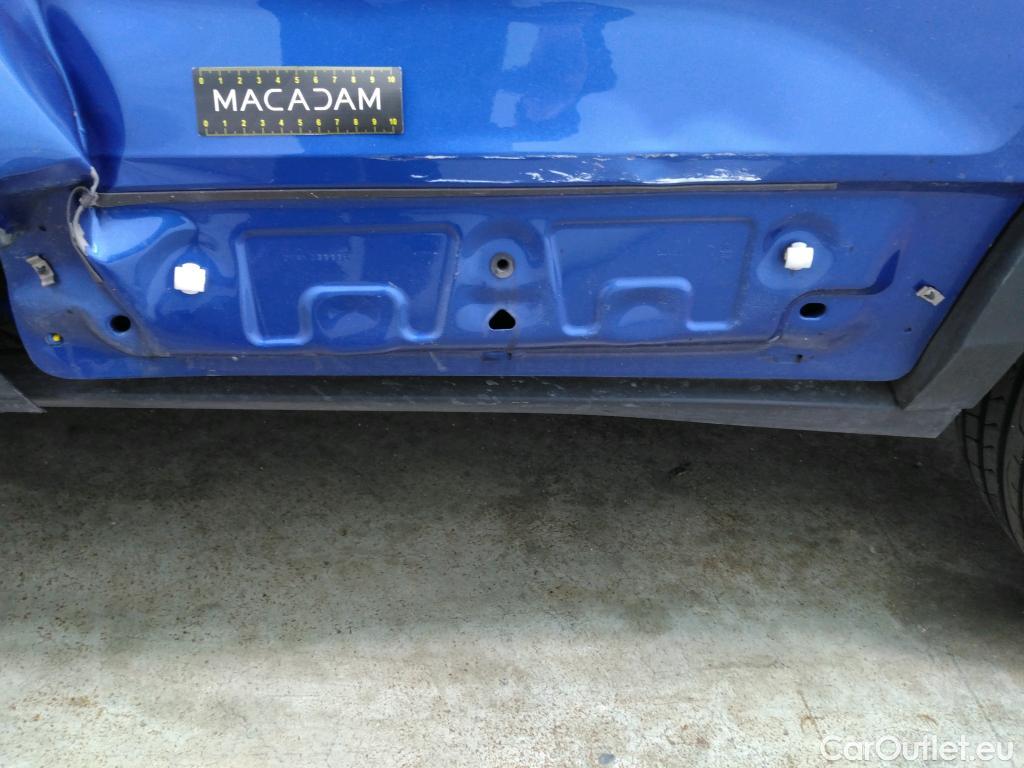  Volkswagen  T-ROC  United 2.0 TDI 115CV BVM6 E6d #23