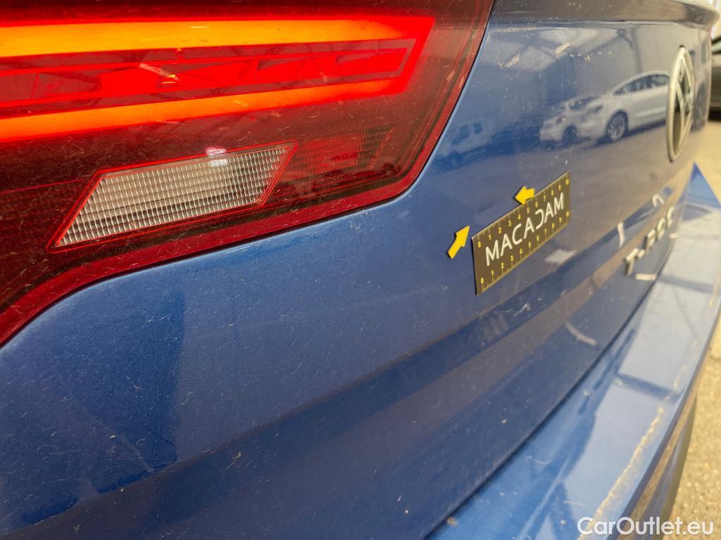  Volkswagen  T-ROC VOLKSWAGEN  / 2017 / 5P / SUV 1.5 TSI 150 EVO R-LINE DSG7 / VO RECONDITIONNE - PHOTOS AVANT RECONDITIONNEMENT #2